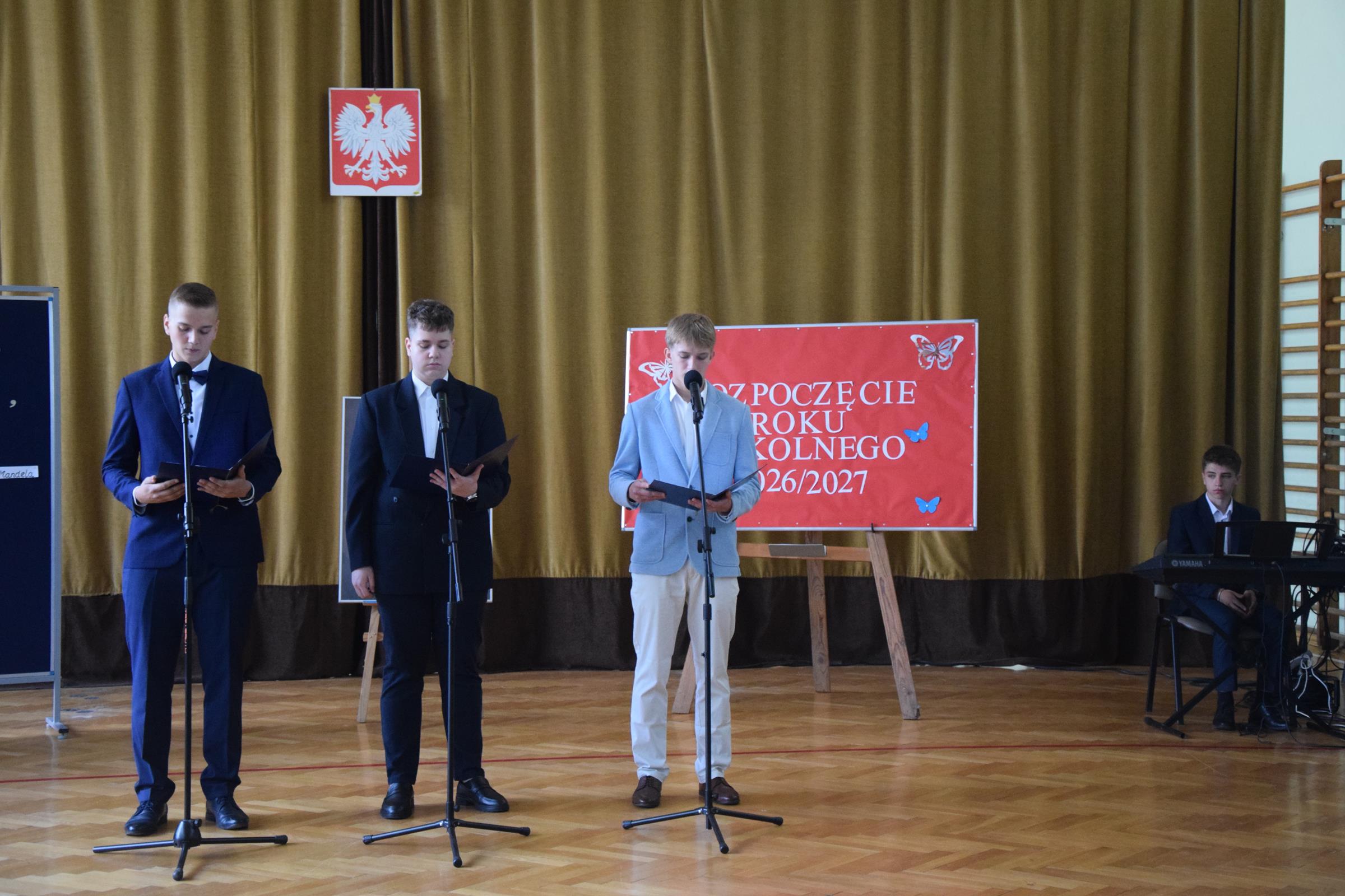 Z nadzieją i pasją po sukcesy — za nami inauguracja nowego roku szkolnego 2026/2027